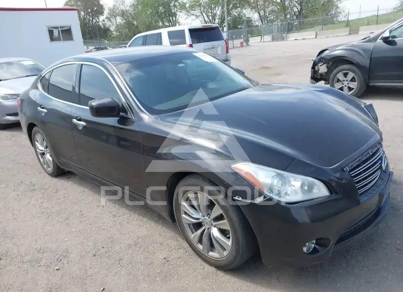 2013 Infinity M37 photo