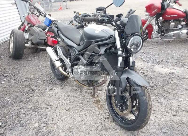 2013 Suzuki SV650 фото