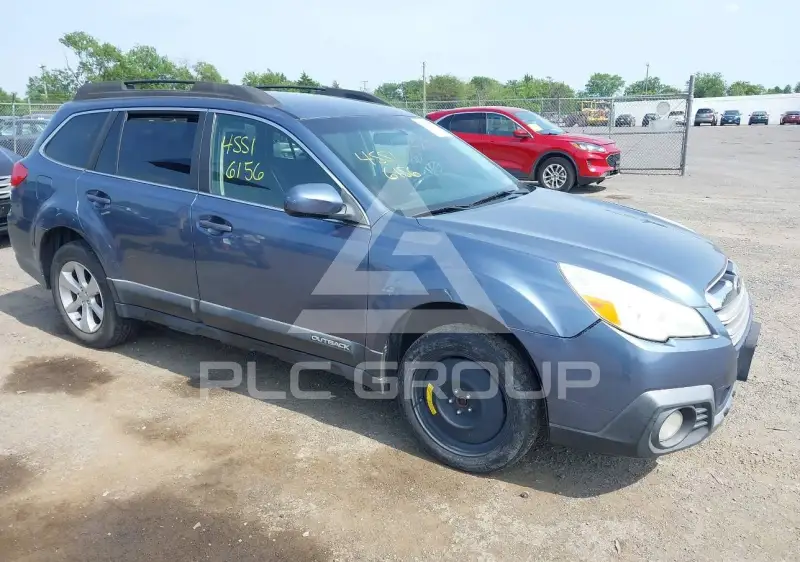 2013 Subaru Outback photo
