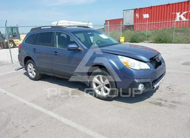 2013 Subaru Outback photo