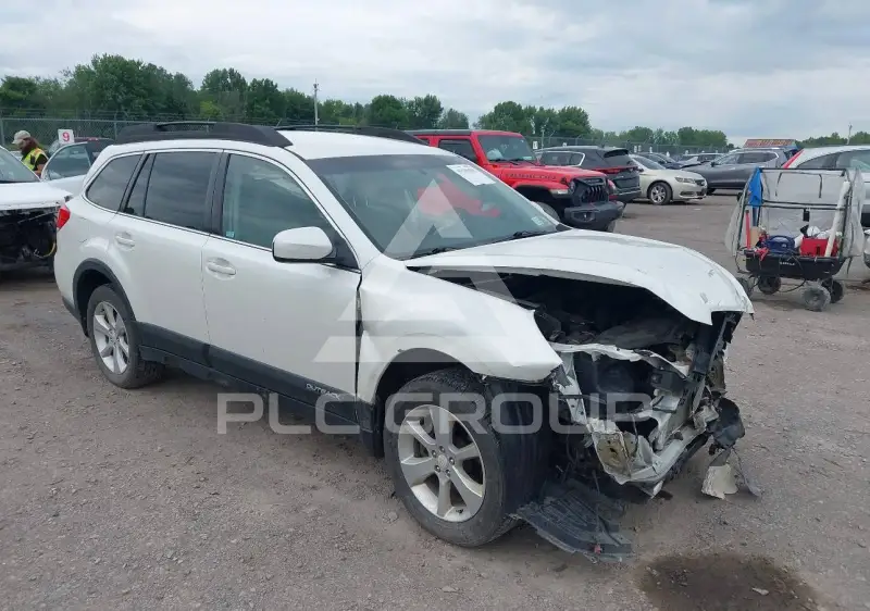 2013 Subaru Outback фото