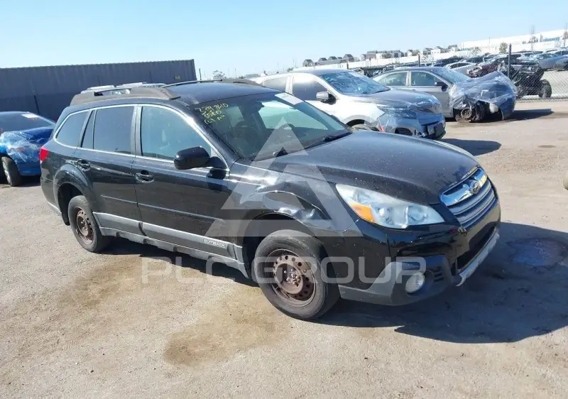 2013 Subaru Outback photo