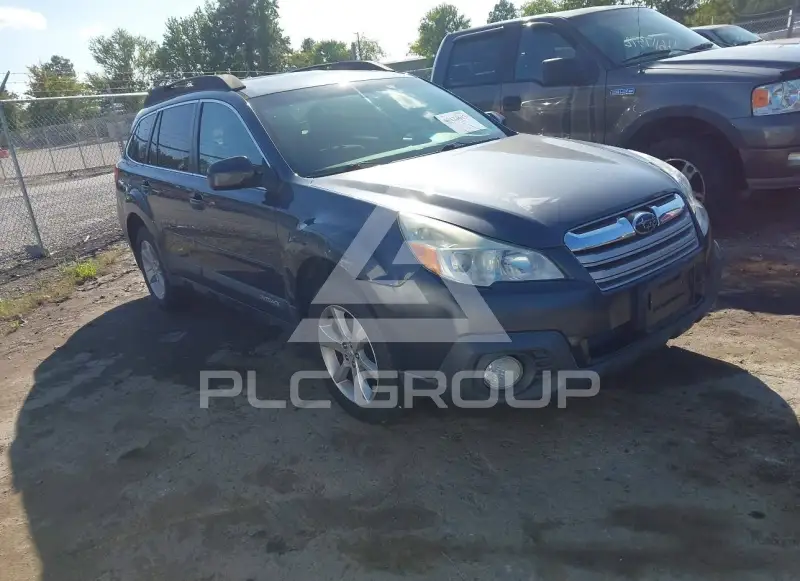 2013 Subaru Outback photo