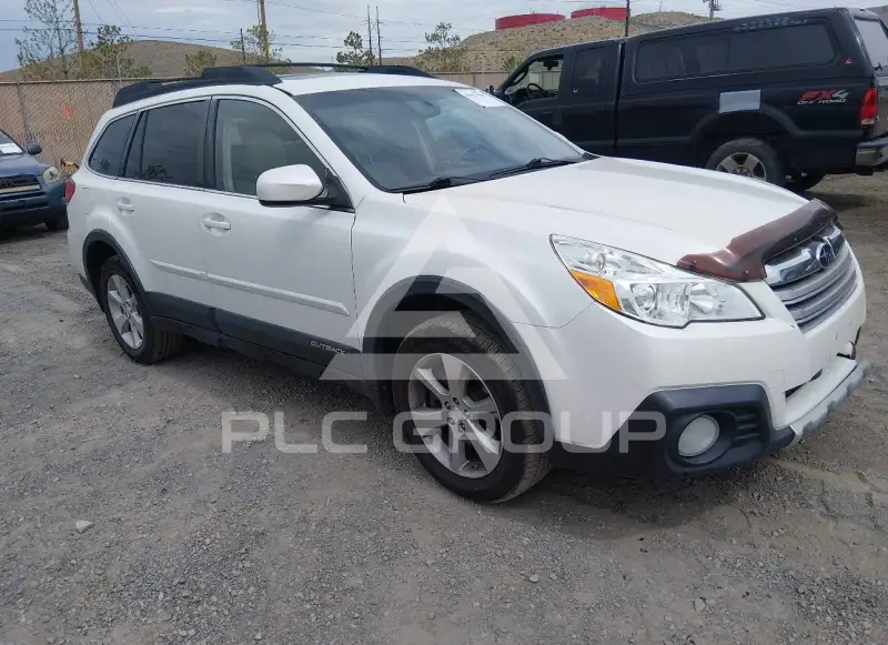 2013 Subaru Outback photo