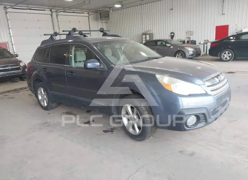 2013 Subaru Outback photo
