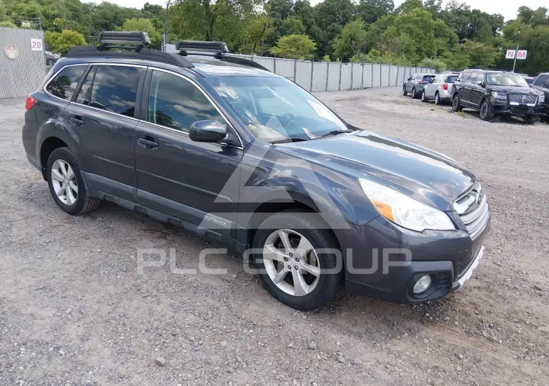2013 Subaru Outback photo