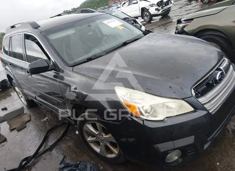 2013 Subaru Outback фото