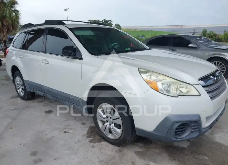 2013 Subaru Outback photo
