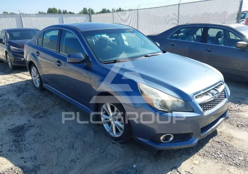 2013 Subaru Legacy фото