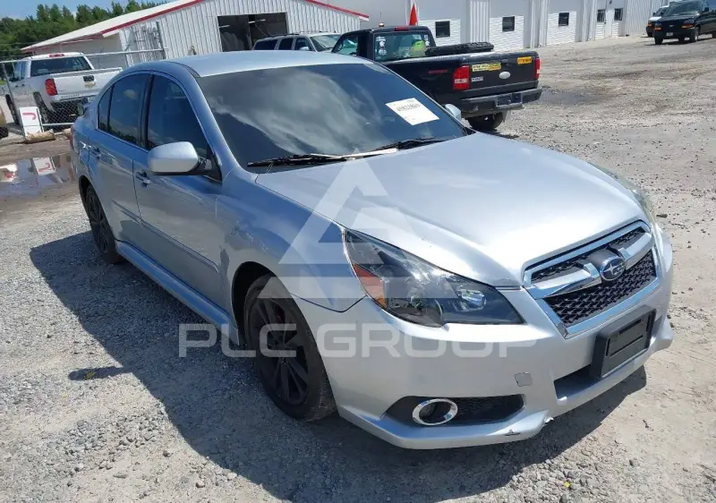 2013 Subaru Legacy фото