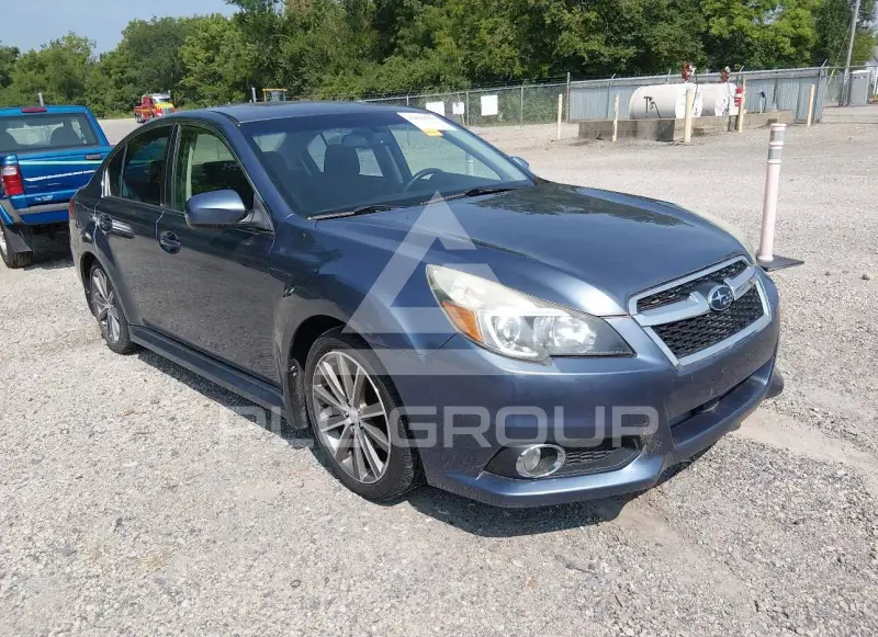 2013 Subaru Legacy фото