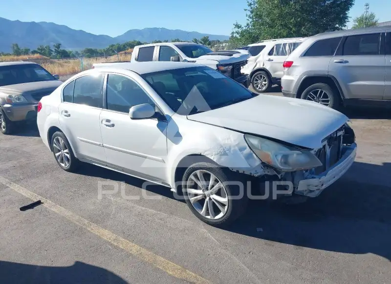 2013 Subaru Legacy фото