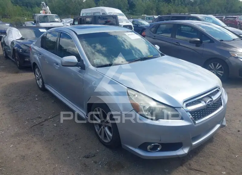 2013 Subaru Legacy фото