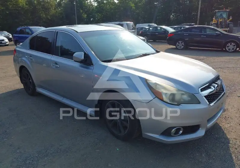2013 Subaru Legacy фото