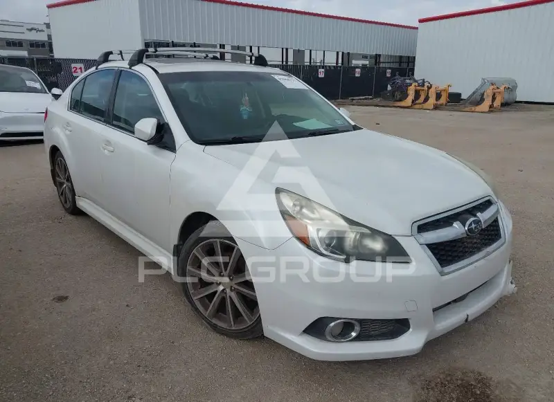 2013 Subaru Legacy photo