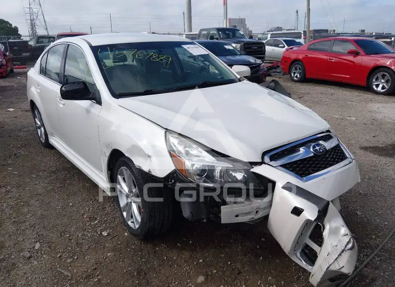 2013 Subaru Legacy фото