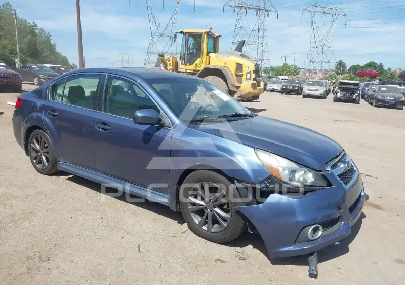 2013 Subaru Legacy photo