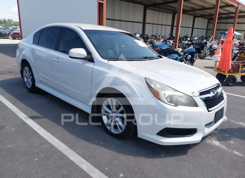 2013 Subaru Legacy фото