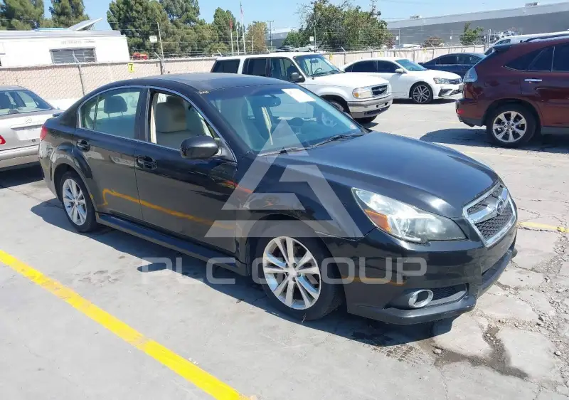 2013 Subaru Legacy фото