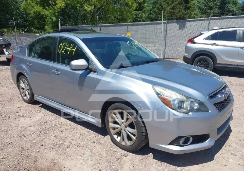 2013 Subaru Legacy фото