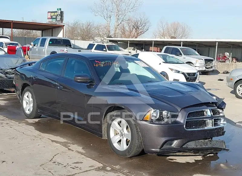 2013 Dodge CHARGER photo
