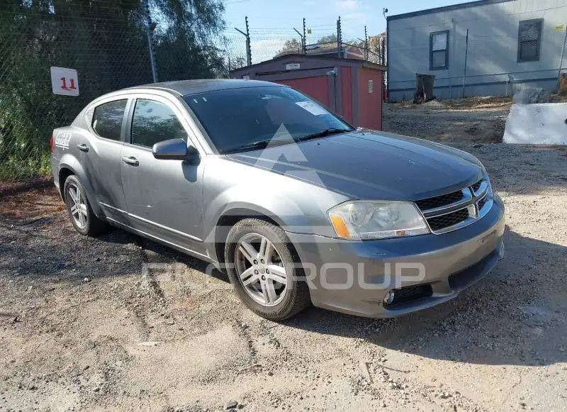 2013 Dodge AVENGER фото
