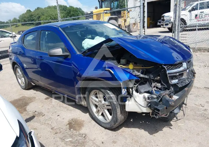 2013 Dodge AVENGER photo