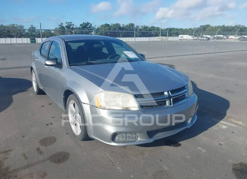 2013 Dodge AVENGER фото