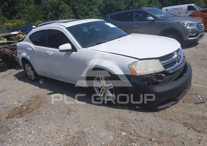 2013 Dodge AVENGER photo