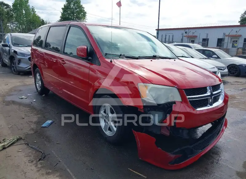 2013 Dodge Grand Caravan фото