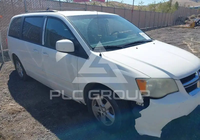 2013 Dodge Grand Caravan фото