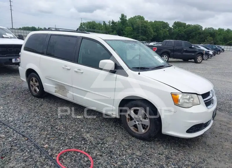 2013 Dodge Grand Caravan фото