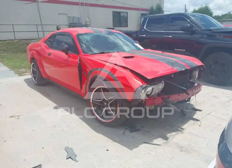 2013 Dodge CHALLENGER фото