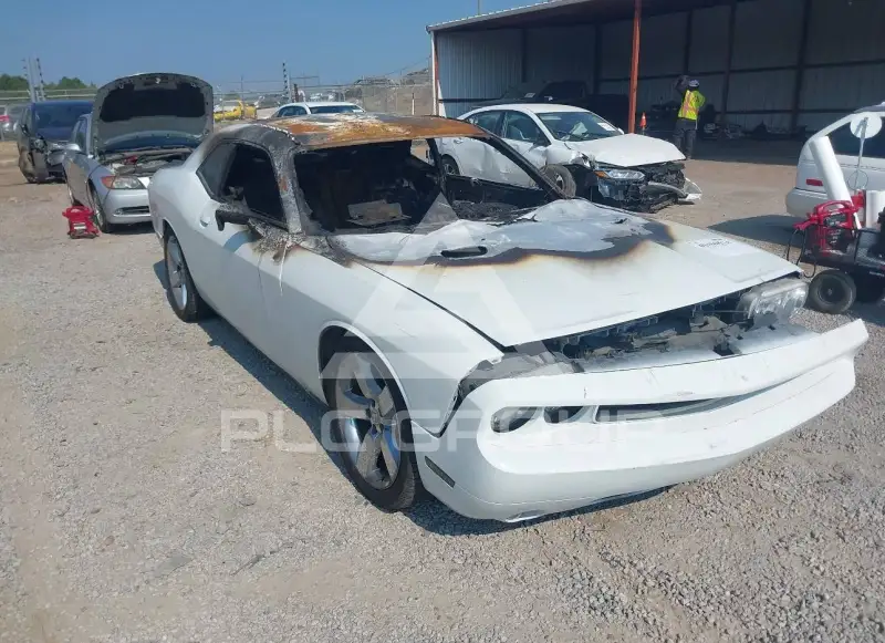 2013 Dodge CHALLENGER фото