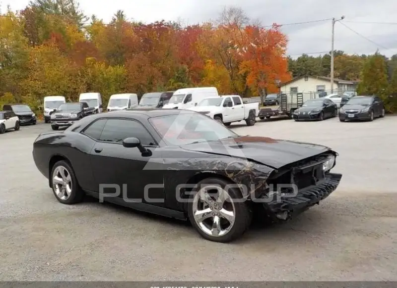 2013 Dodge CHALLENGER фото