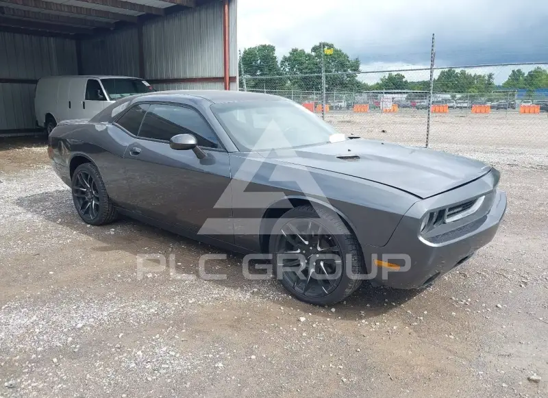 2013 Dodge CHALLENGER photo