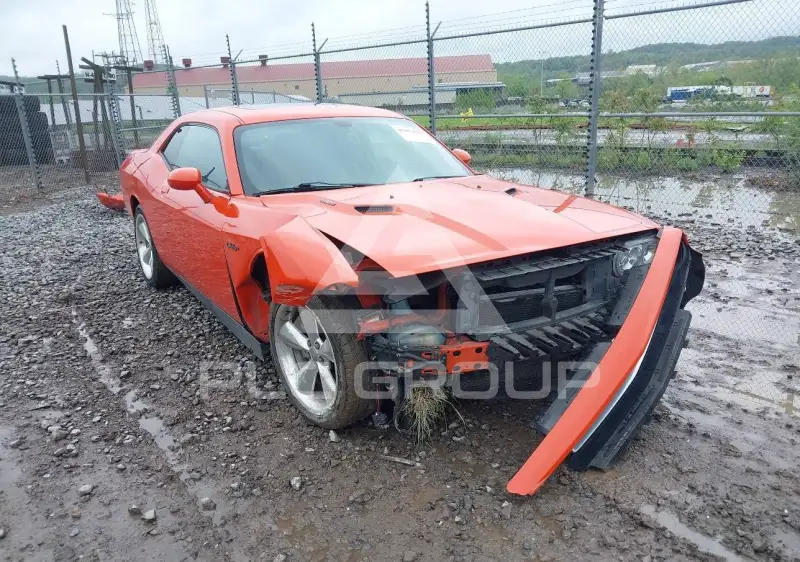 2013 Dodge CHALLENGER photo