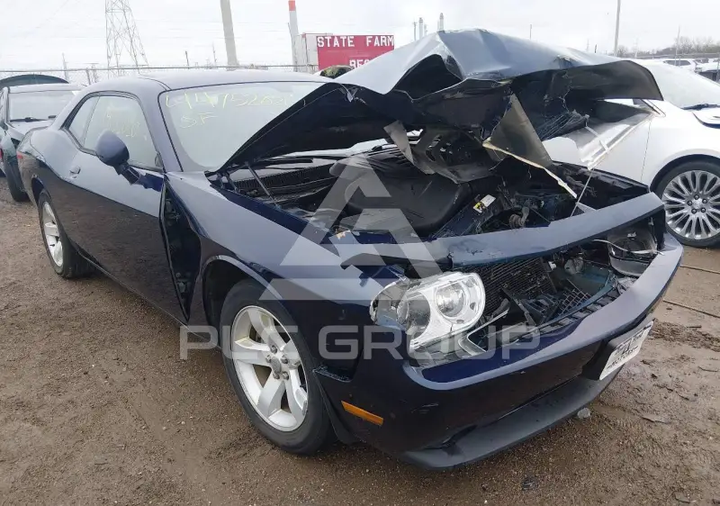 2013 Dodge CHALLENGER фото