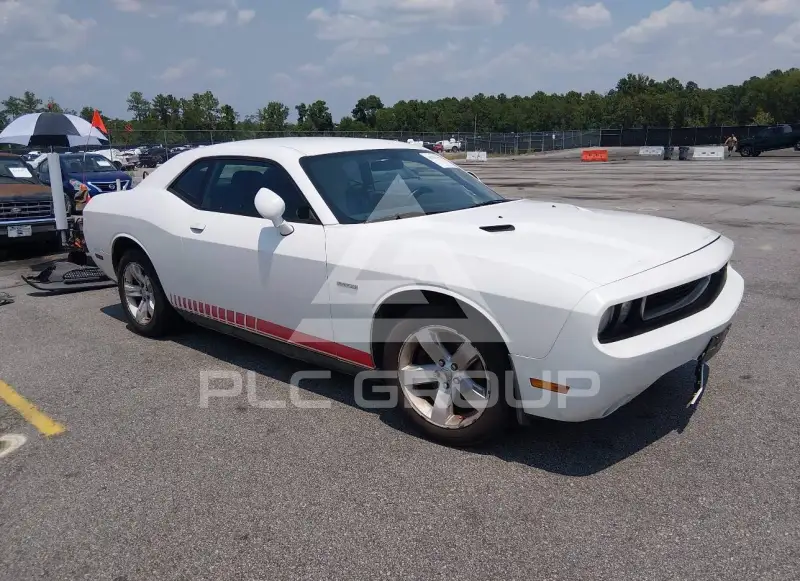2013 Dodge CHALLENGER фото