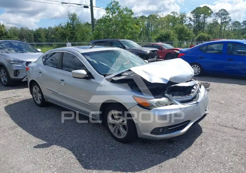 2013 Acura ILX photo