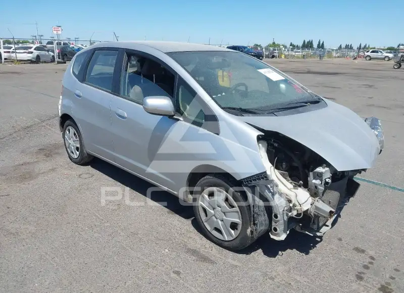 2013 Honda FIT photo