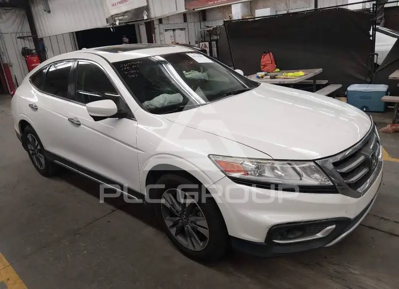2013 Honda CROSSTOUR photo