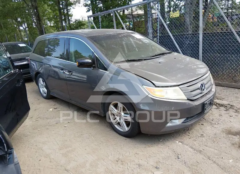 2013 Honda ODYSSEY photo