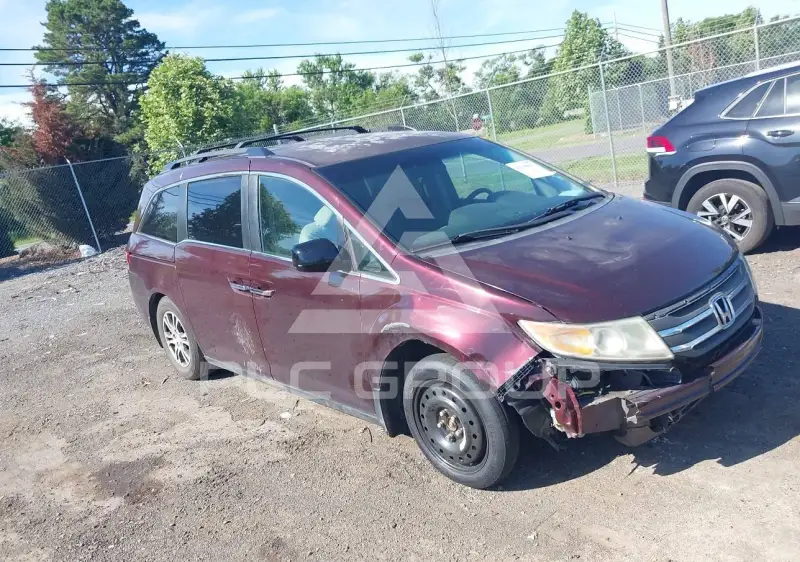 2013 Honda ODYSSEY фото
