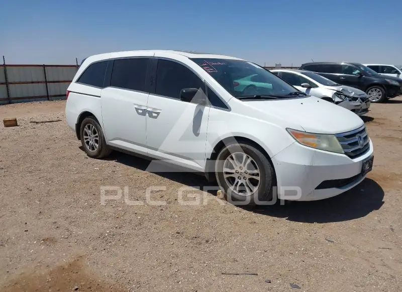 2013 Honda ODYSSEY photo