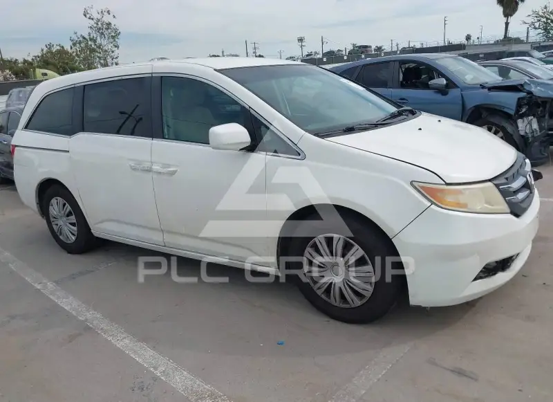 2013 Honda ODYSSEY фото
