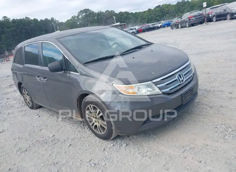 2013 Honda ODYSSEY photo