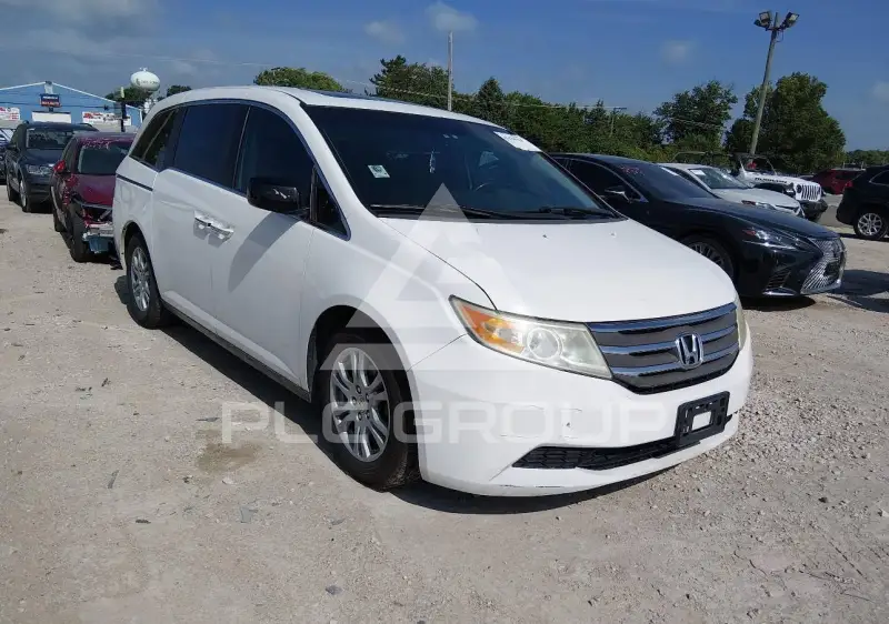 2013 Honda ODYSSEY photo