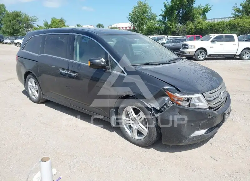 2013 Honda ODYSSEY photo