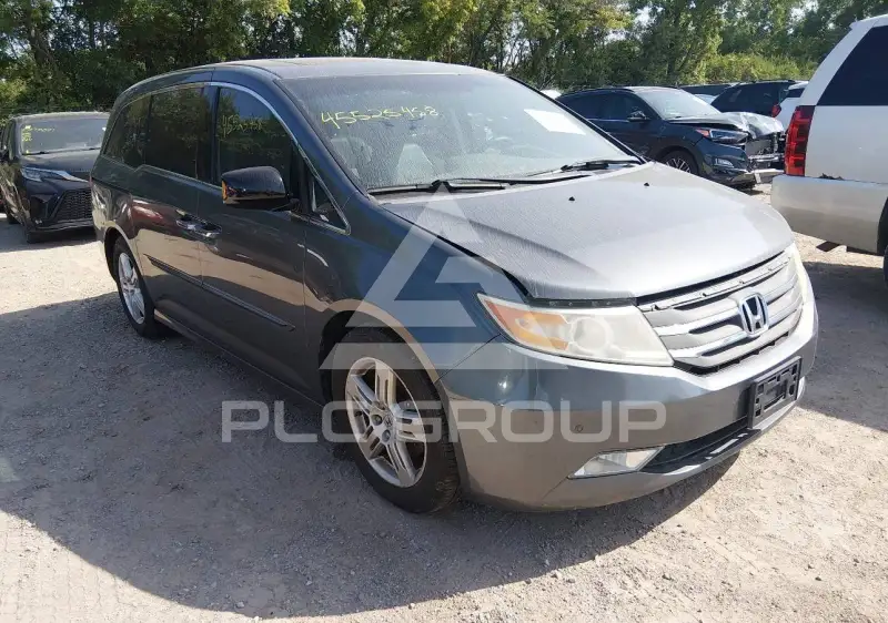 2013 Honda ODYSSEY фото